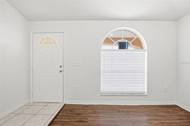 5817 MOHR LOOP, Tampa, FL 33615