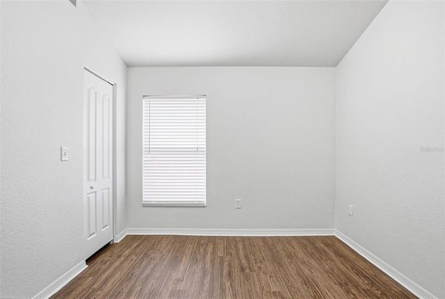 5817 MOHR LOOP, Tampa, FL 33615