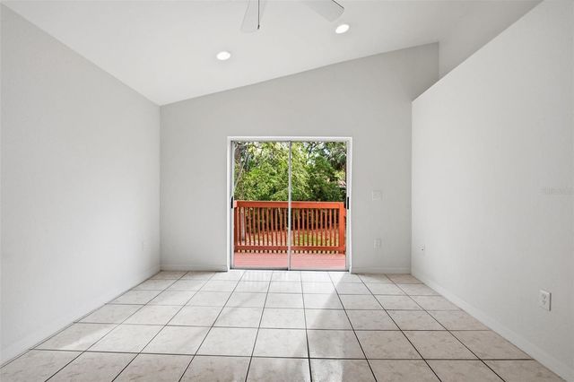 5817 MOHR LOOP, Tampa, FL 33615