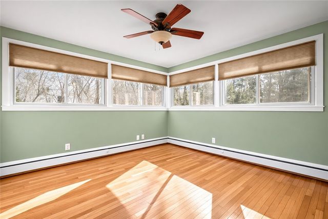 6 Conway Drive, Barrington, RI 02806