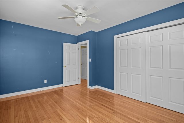 6 Conway Drive, Barrington, RI 02806