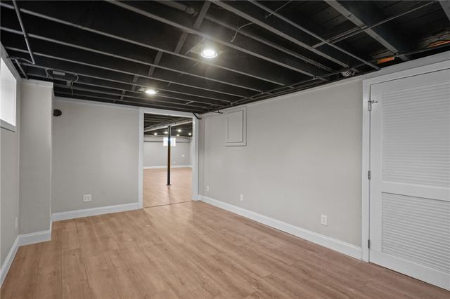 6 Conway Drive, Barrington, RI 02806