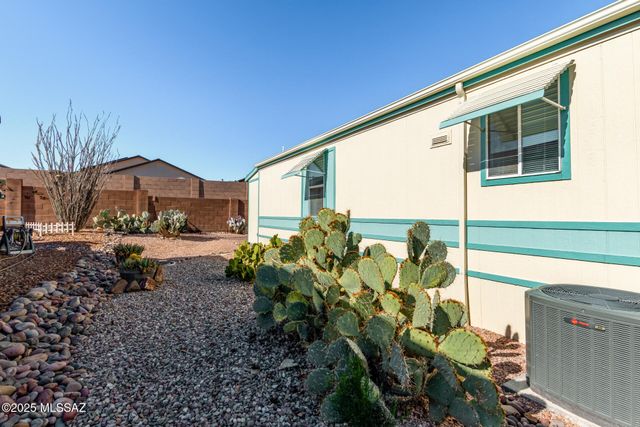 6260 S Waterton Drive, Tucson, AZ 85746