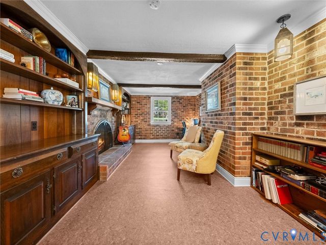 1614 Westcastle Dr, Henrico, VA 23238