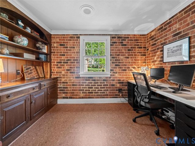 1614 Westcastle Dr, Henrico, VA 23238