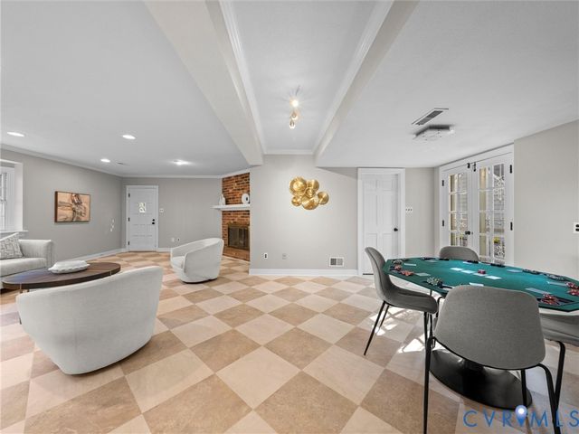 1614 Westcastle Dr, Henrico, VA 23238