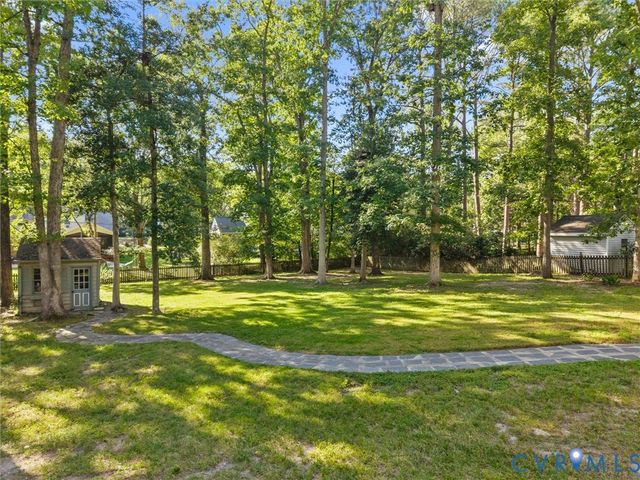 1614 Westcastle Dr, Henrico, VA 23238