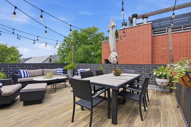 1639 N Artesian Avenue 2N, Chicago, IL 60647