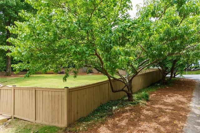 481 Springs End Lane NE, Marietta, GA 30068