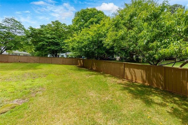 481 Springs End Lane NE, Marietta, GA 30068