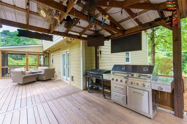 481 Springs End Lane NE, Marietta, GA 30068