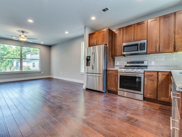 406 Post Road DR 1, Austin, TX 78704