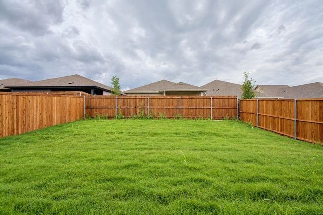 808 Knox River Drive, Princeton, TX 75071