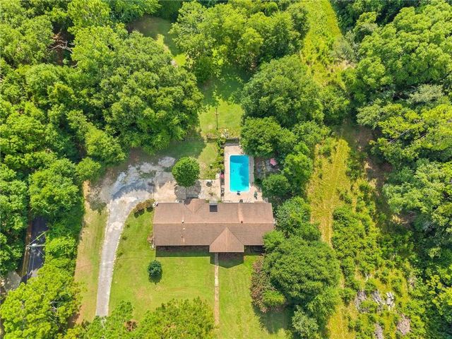 3864 Leroy Stevens Road, Mobile, AL 36619