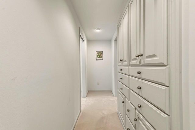 2618 W Lake Park COURT, Mequon, WI 53092