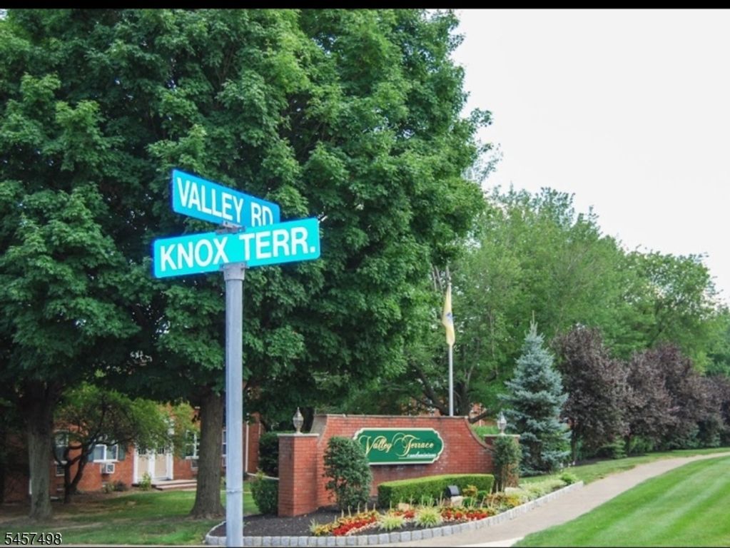 1120 Valley Rd 1B, Wayne Twp., NJ 07470