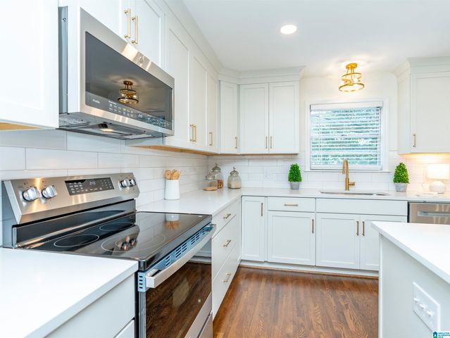 330 DONNA DRIVE, Gardendale, AL 35071