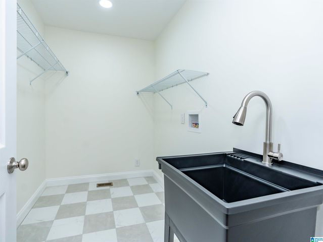 330 DONNA DRIVE, Gardendale, AL 35071