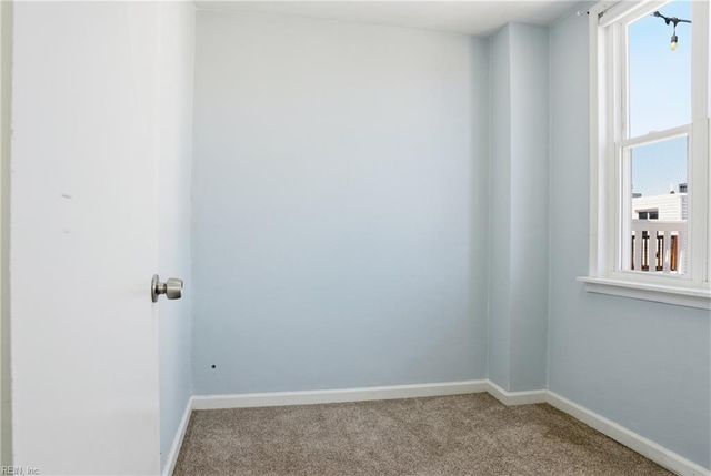 910 E Ocean View Ave Apt 5, Norfolk, VA 23503
