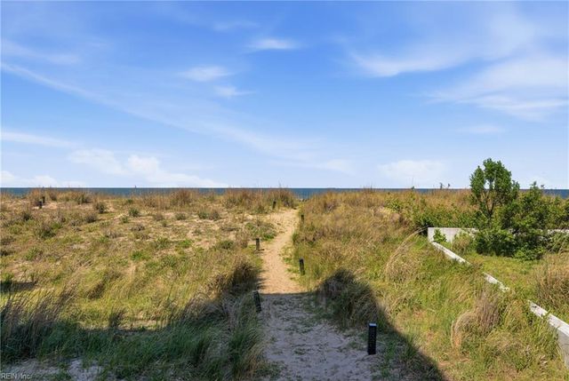 910 E Ocean View Ave Apt 5, Norfolk, VA 23503