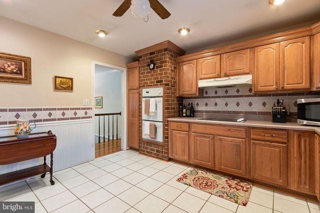 54 RICHARDS FERRY RD, Fredericksburg, VA 22406