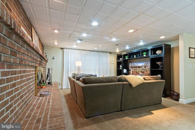 54 RICHARDS FERRY RD, Fredericksburg, VA 22406