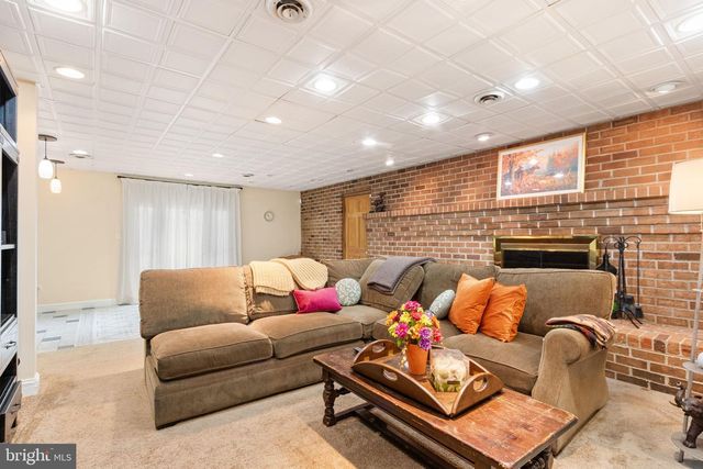 54 RICHARDS FERRY RD, Fredericksburg, VA 22406