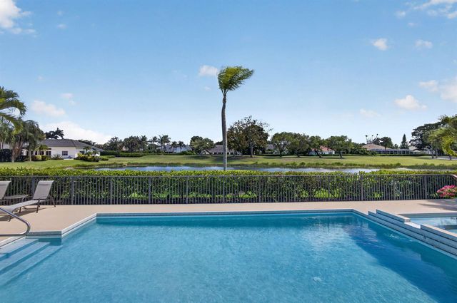 83 Sandbourne Lane, Palm Beach Gardens, FL 33418