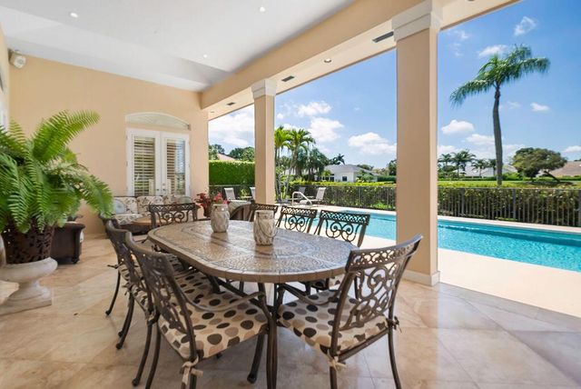 83 Sandbourne Lane, Palm Beach Gardens, FL 33418