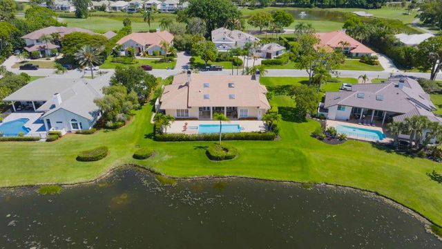 83 Sandbourne Lane, Palm Beach Gardens, FL 33418