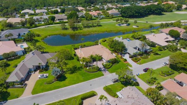 83 Sandbourne Lane, Palm Beach Gardens, FL 33418