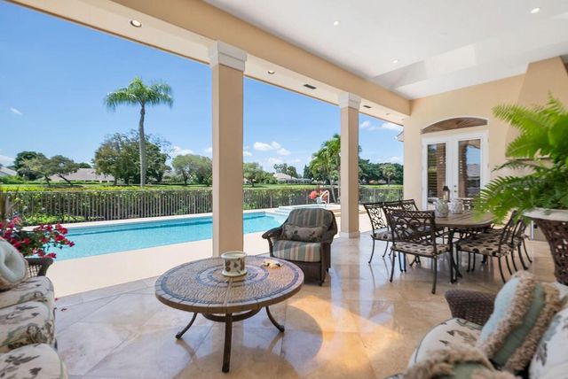 83 Sandbourne Lane, Palm Beach Gardens, FL 33418