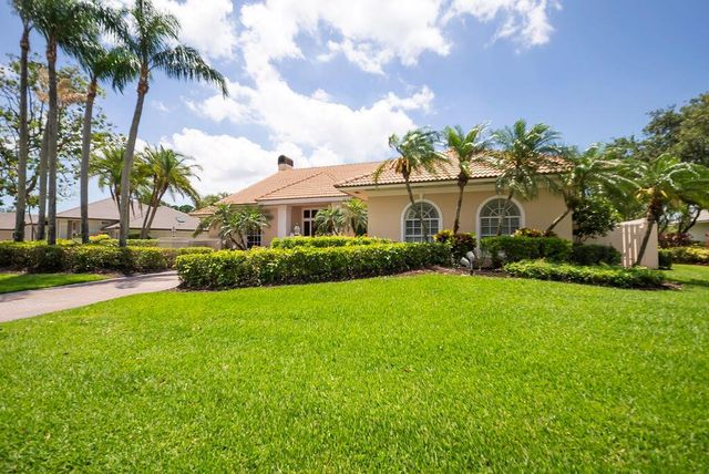 83 Sandbourne Lane, Palm Beach Gardens, FL 33418