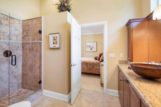 83 Sandbourne Lane, Palm Beach Gardens, FL 33418