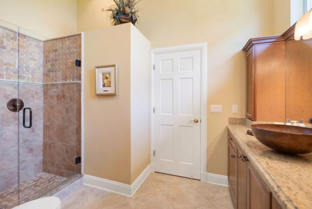 83 Sandbourne Lane, Palm Beach Gardens, FL 33418