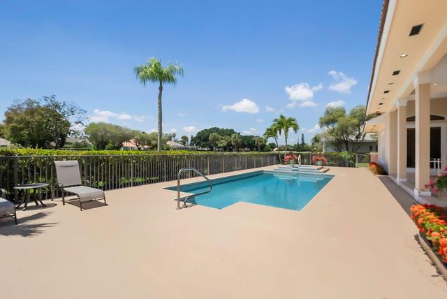 83 Sandbourne Lane, Palm Beach Gardens, FL 33418