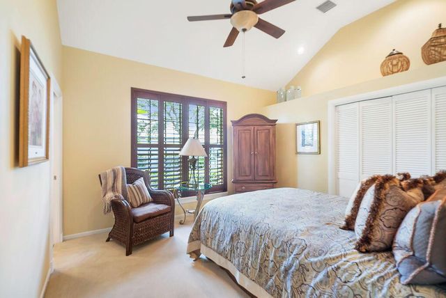 83 Sandbourne Lane, Palm Beach Gardens, FL 33418