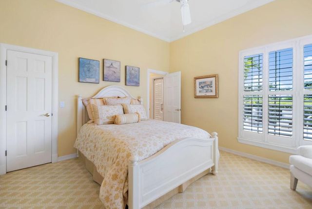 83 Sandbourne Lane, Palm Beach Gardens, FL 33418
