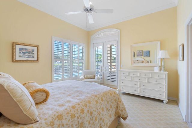 83 Sandbourne Lane, Palm Beach Gardens, FL 33418