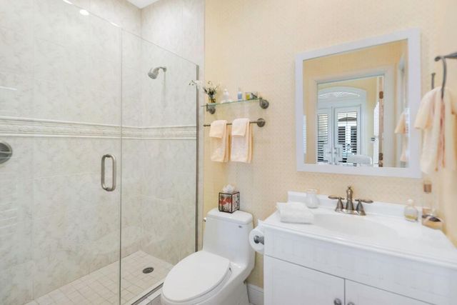 83 Sandbourne Lane, Palm Beach Gardens, FL 33418