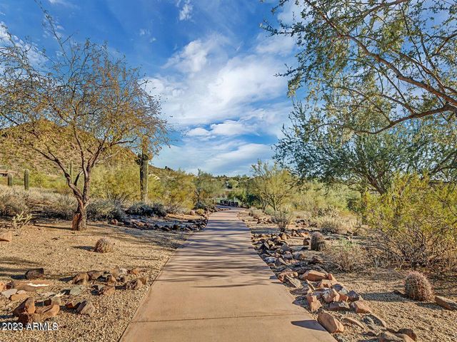 3433 W LANGUID Lane, Phoenix, AZ 85086