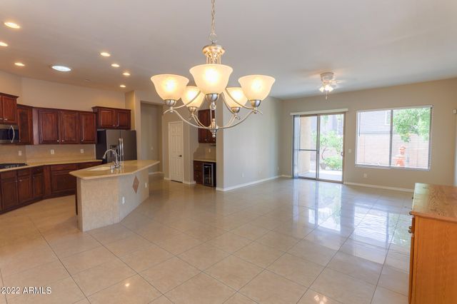 3433 W LANGUID Lane, Phoenix, AZ 85086