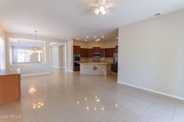 3433 W LANGUID Lane, Phoenix, AZ 85086