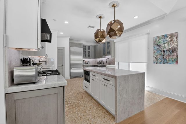 21237 Harrow Court, Boca Raton, FL 33433