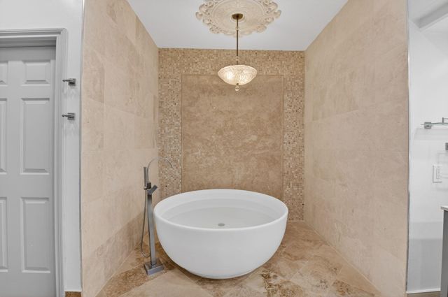21237 Harrow Court, Boca Raton, FL 33433