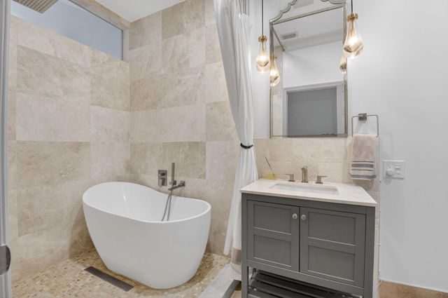 21237 Harrow Court, Boca Raton, FL 33433