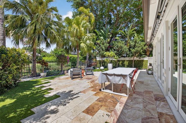 21237 Harrow Court, Boca Raton, FL 33433