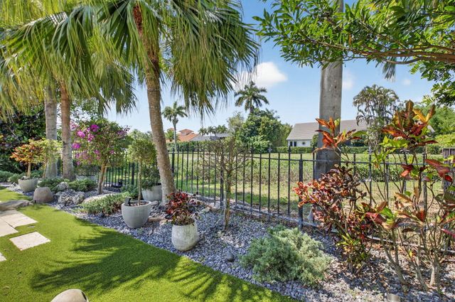 21237 Harrow Court, Boca Raton, FL 33433