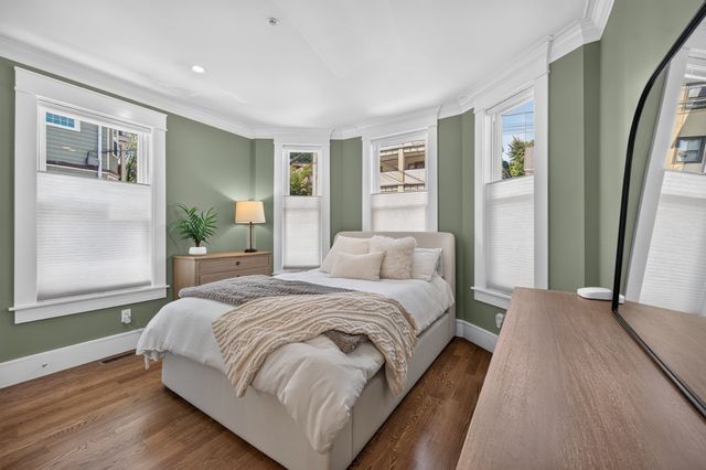 19 Fenwick St 1, Somerville, MA 02145
