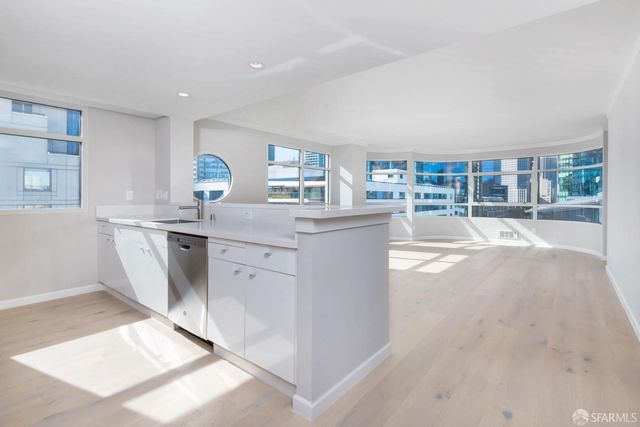 403 Main Street 815N, San Francisco, CA 94105